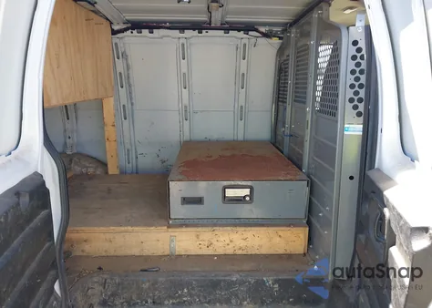 2017 Chevrolet Express 2500 Work Van from USA, damaged, VIN 1GCWGAFFXH1124676